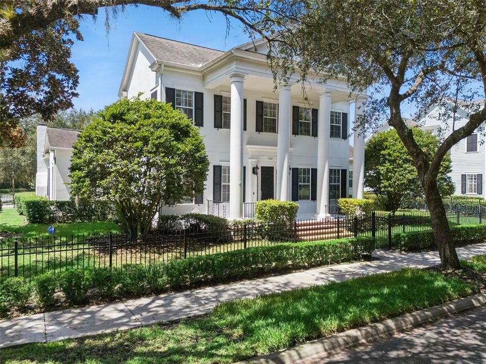 En Venta: $2,399,000 (6 camas, 5 baños, 4620 Pies cuadrados)