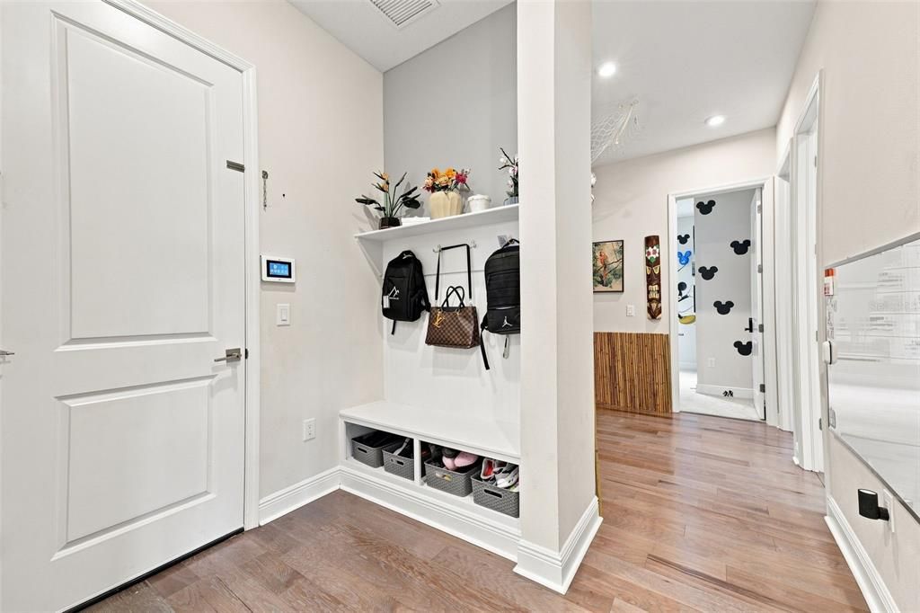 For Sale: $949,999 (4 beds, 3 baths, 3279 Square Feet)
