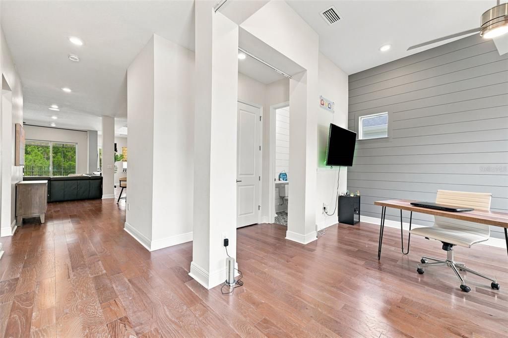 For Sale: $949,999 (4 beds, 3 baths, 3279 Square Feet)