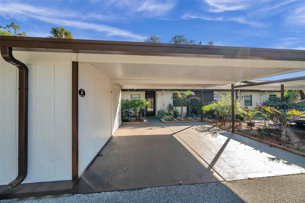 For Rent: $1,395 (2 beds, 1 baths, 894 Square Feet)