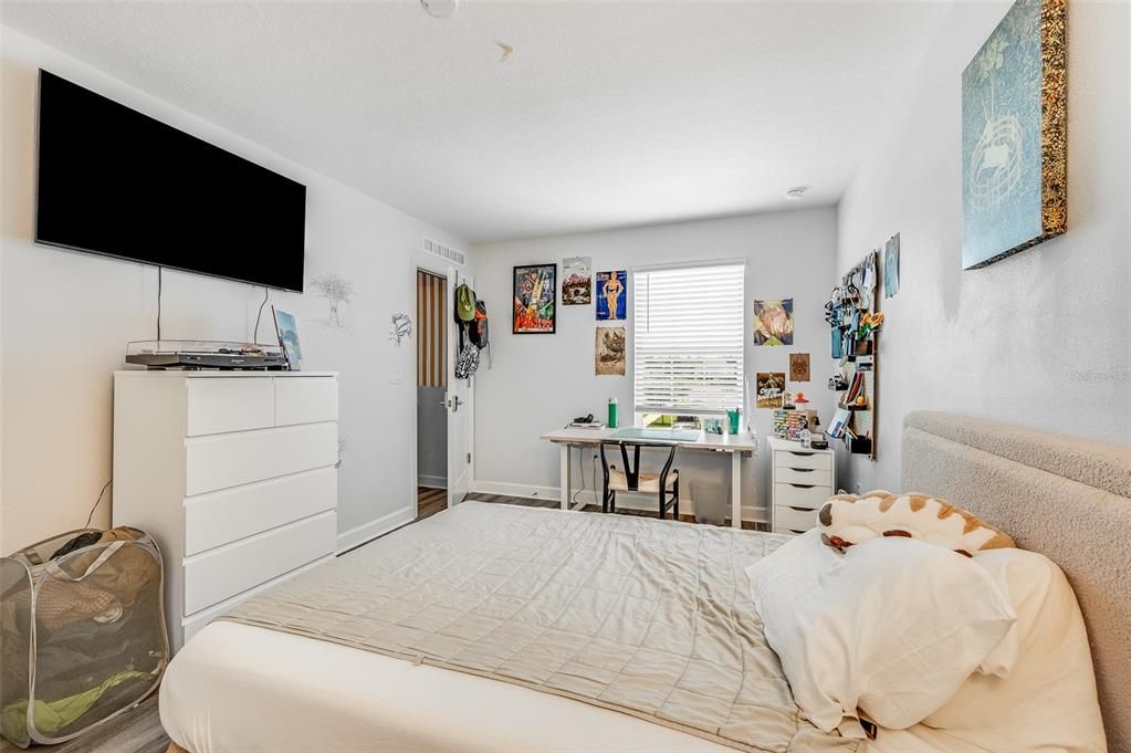 For Sale: $520,000 (5 beds, 3 baths, 3438 Square Feet)