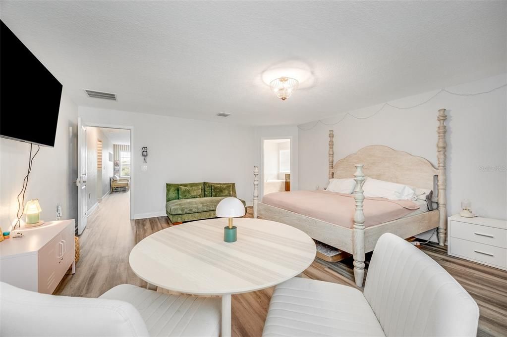 For Sale: $520,000 (5 beds, 3 baths, 3438 Square Feet)