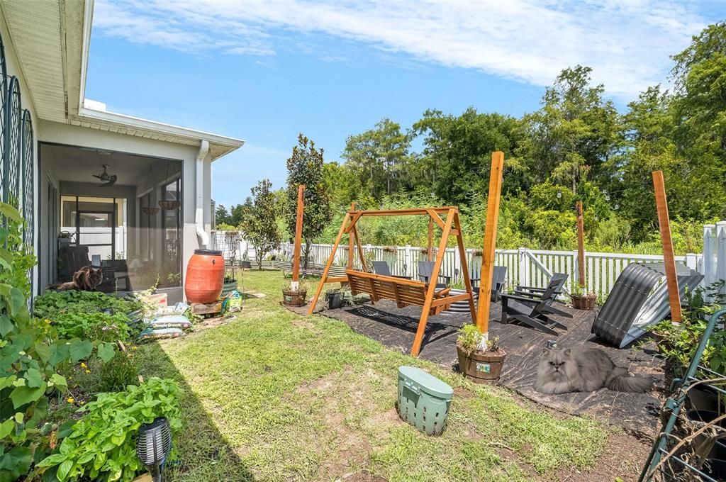For Sale: $520,000 (5 beds, 3 baths, 3438 Square Feet)