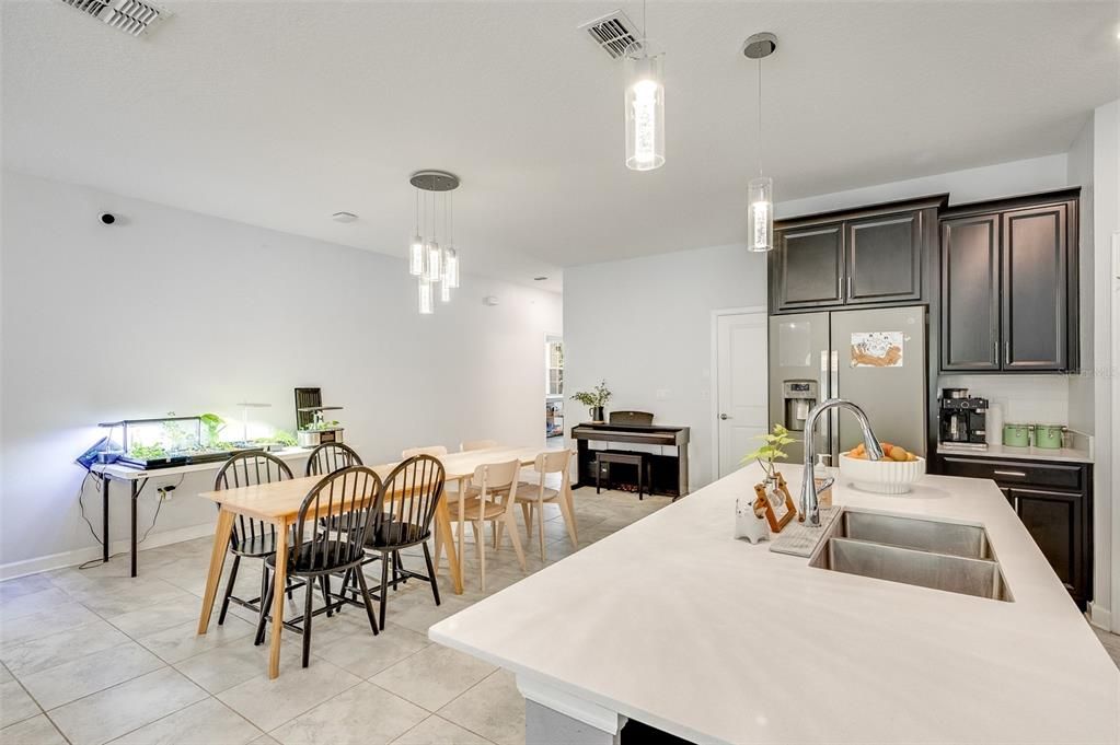 For Sale: $520,000 (5 beds, 3 baths, 3438 Square Feet)