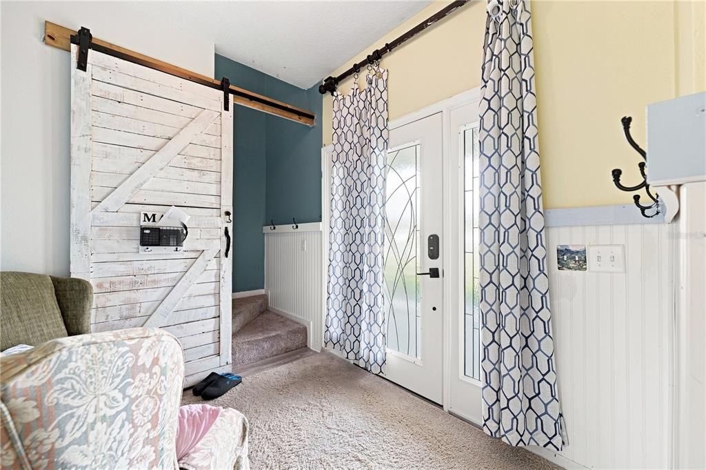 For Sale: $360,000 (3 beds, 3 baths, 2006 Square Feet)
