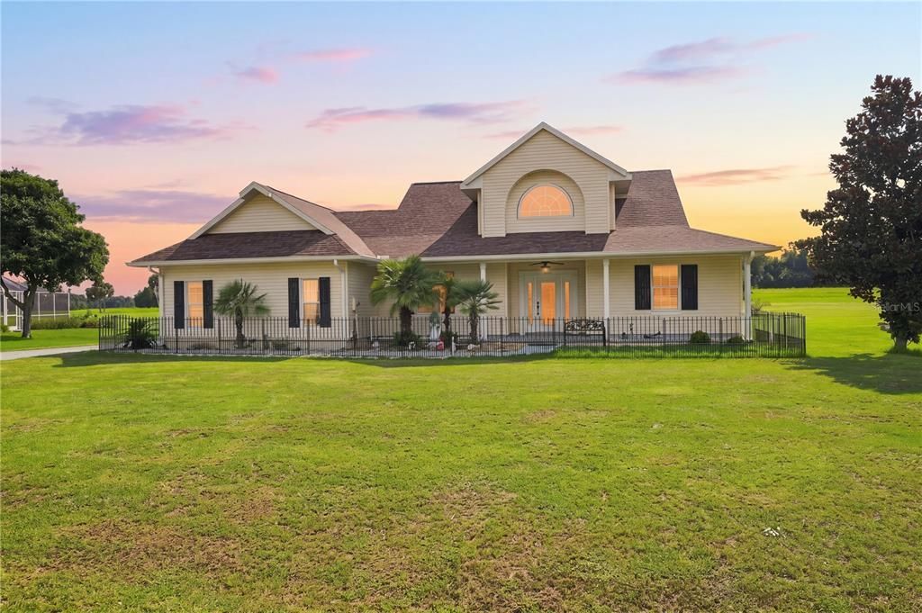 For Sale: $360,000 (3 beds, 3 baths, 2006 Square Feet)