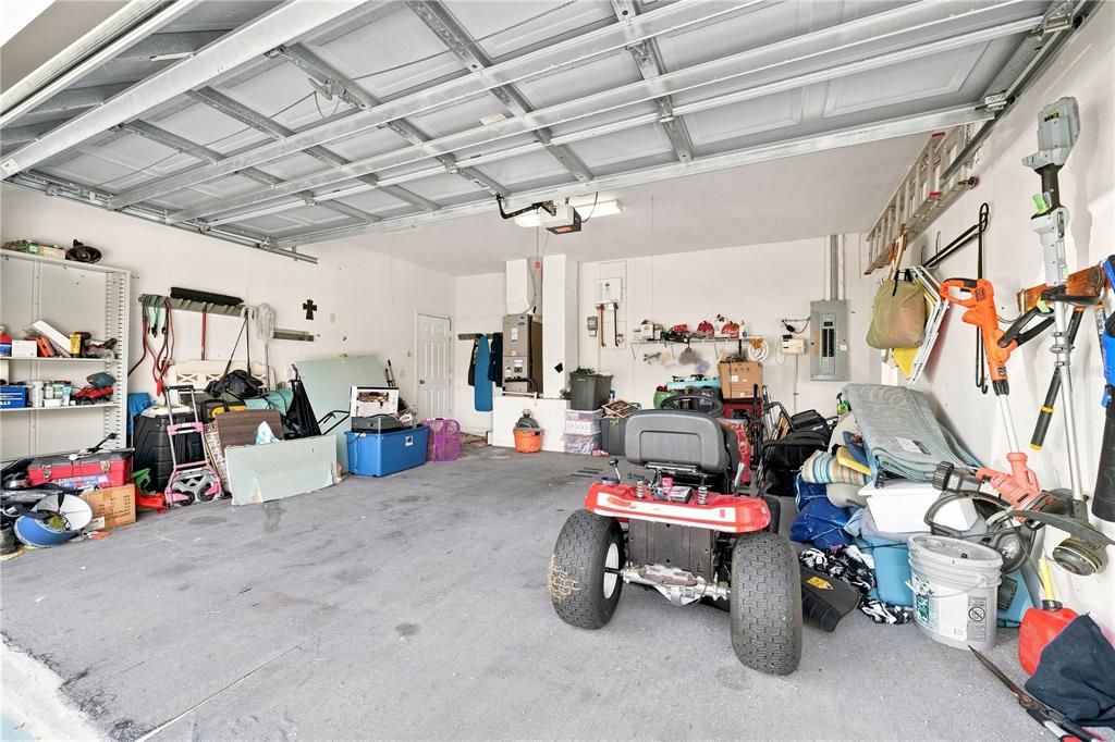 For Sale: $360,000 (3 beds, 3 baths, 2006 Square Feet)