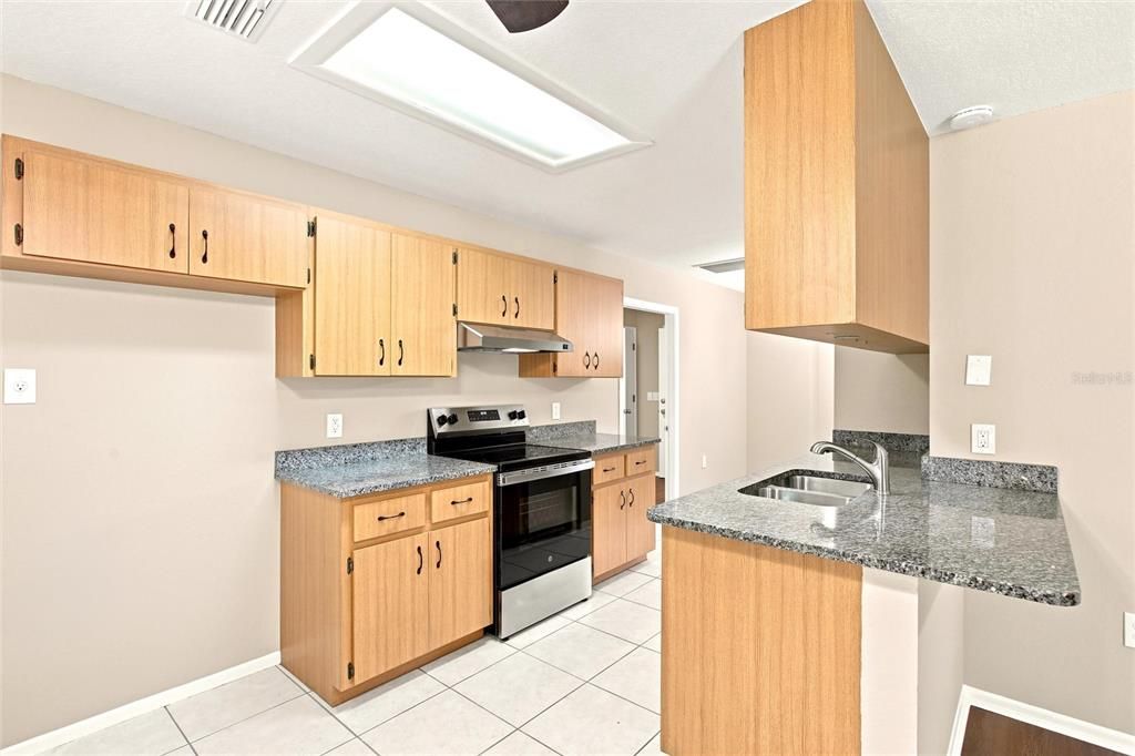 For Sale: $370,000 (3 beds, 2 baths, 1732 Square Feet)