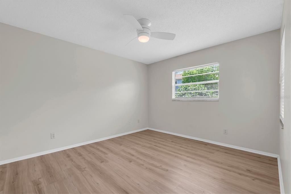 En Venta: $275,000 (2 camas, 1 baños, 907 Pies cuadrados)