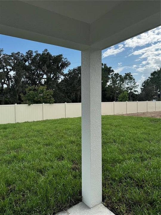 For Rent: $2,395 (3 beds, 2 baths, 1541 Square Feet)