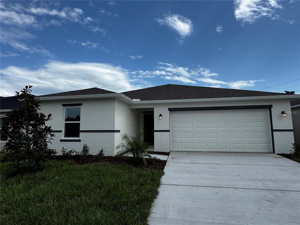 For Rent: $2,395 (3 beds, 2 baths, 1541 Square Feet)