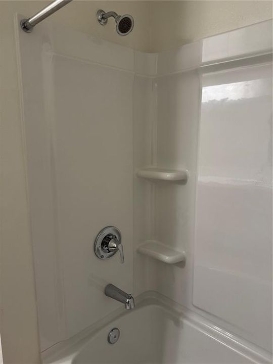 For Rent: $2,395 (3 beds, 2 baths, 1541 Square Feet)