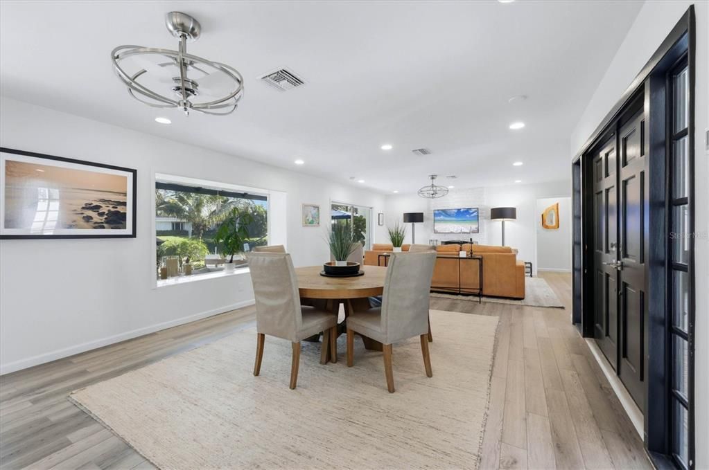 For Sale: $1,979,000 (3 beds, 2 baths, 1863 Square Feet)