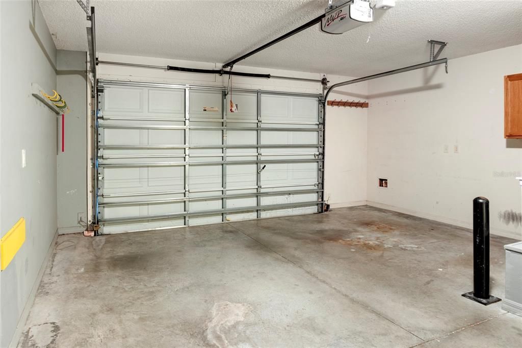 For Sale: $298,700 (3 beds, 2 baths, 1256 Square Feet)