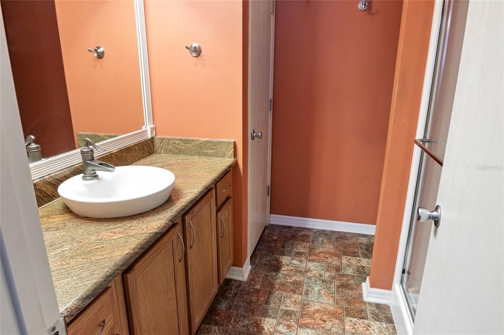 For Sale: $298,700 (3 beds, 2 baths, 1256 Square Feet)