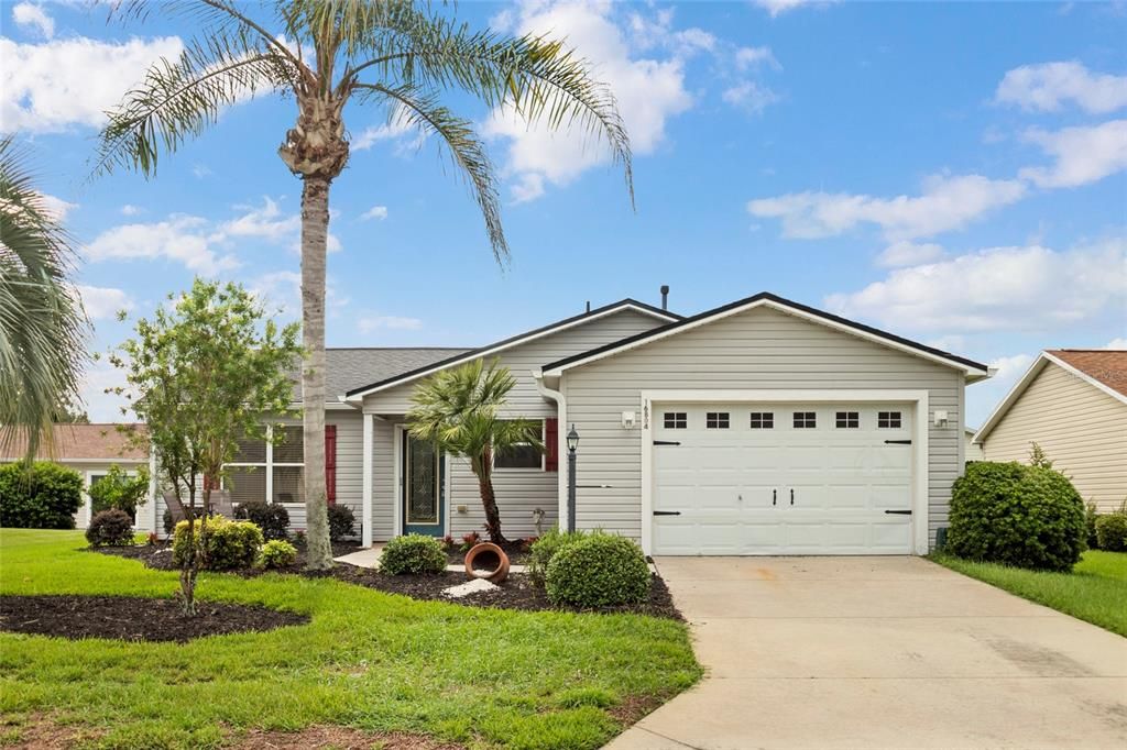 For Sale: $298,700 (3 beds, 2 baths, 1256 Square Feet)