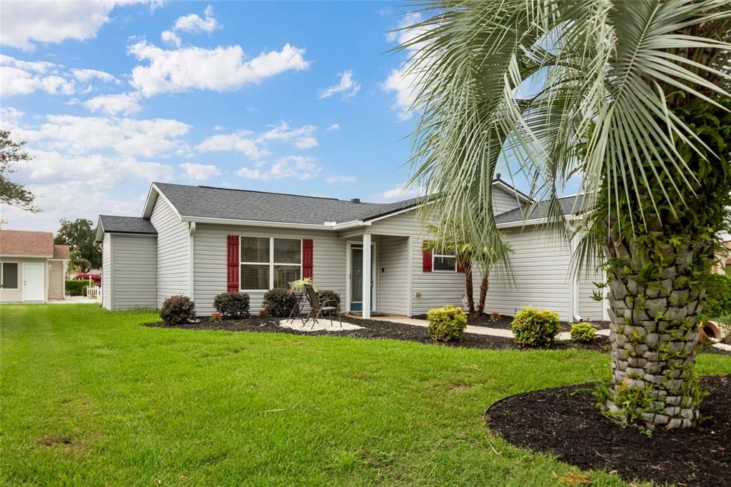 For Sale: $298,700 (3 beds, 2 baths, 1256 Square Feet)