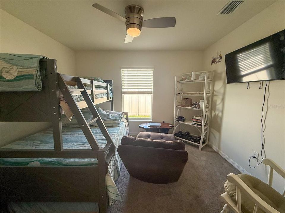 For Sale: $425,000 (4 beds, 2 baths, 1828 Square Feet)