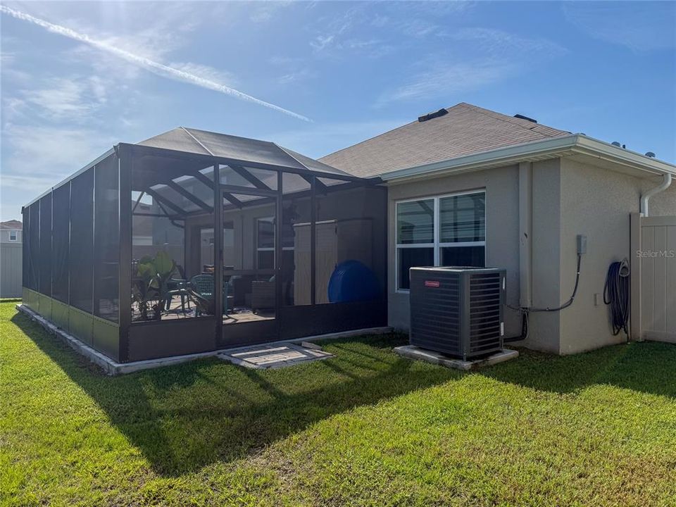 For Sale: $425,000 (4 beds, 2 baths, 1828 Square Feet)