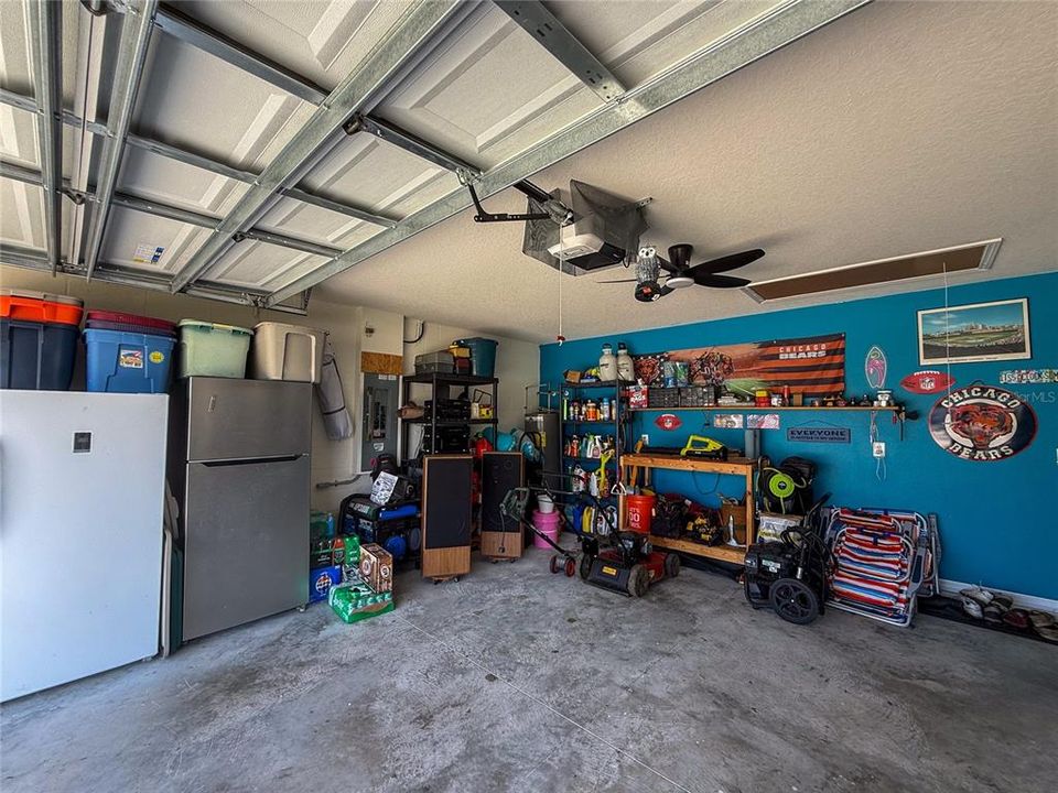 For Sale: $425,000 (4 beds, 2 baths, 1828 Square Feet)