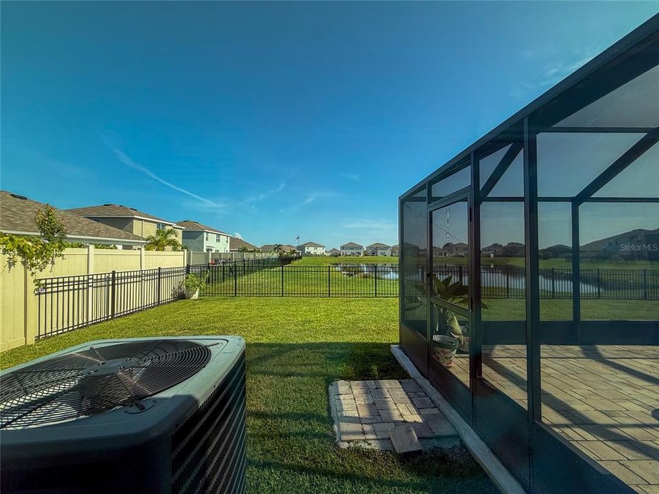 For Sale: $425,000 (4 beds, 2 baths, 1828 Square Feet)