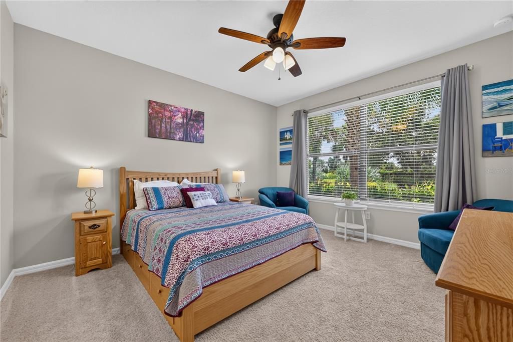 For Sale: $370,000 (2 beds, 2 baths, 1528 Square Feet)