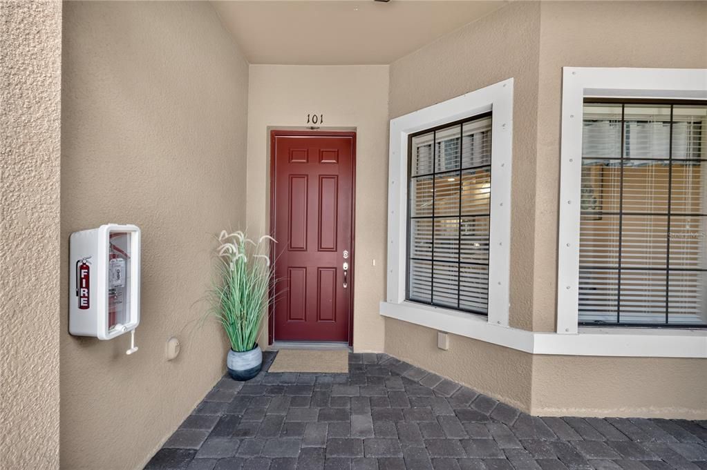 For Sale: $370,000 (2 beds, 2 baths, 1528 Square Feet)