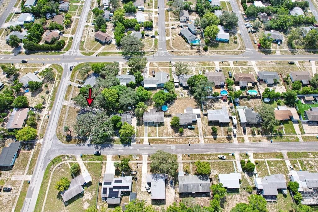 For Sale: $215,000 (2 beds, 1 baths, 890 Square Feet)