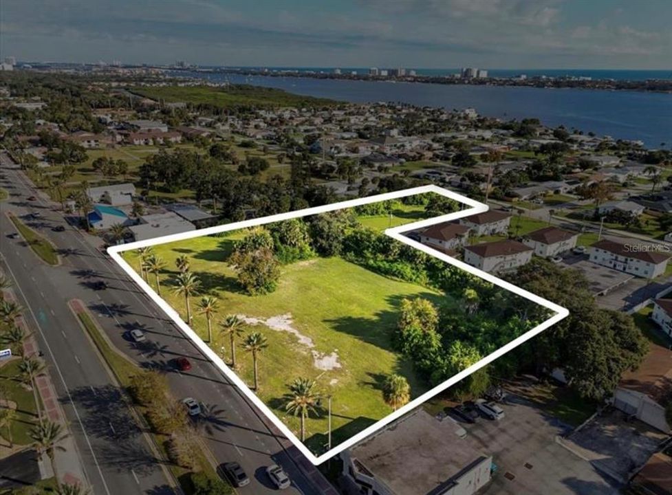 For Sale: $1,450,000 (2.00 acres)
