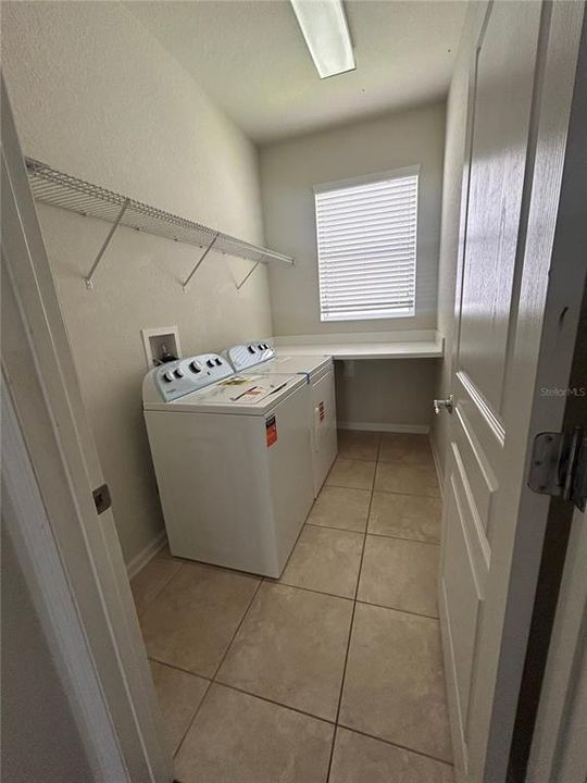 En Renta: $2,695 (3 camas, 2 baños, 1708 Pies cuadrados)