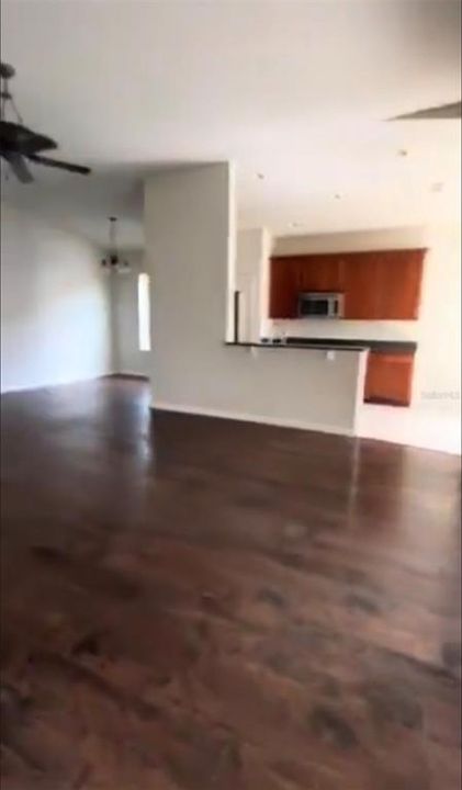En Renta: $2,695 (3 camas, 2 baños, 1708 Pies cuadrados)