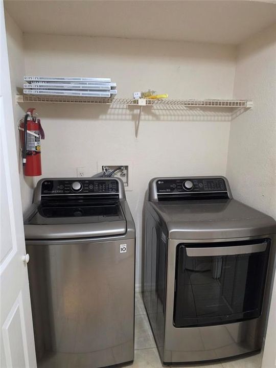 For Sale: $146,000 (1 beds, 1 baths, 749 Square Feet)