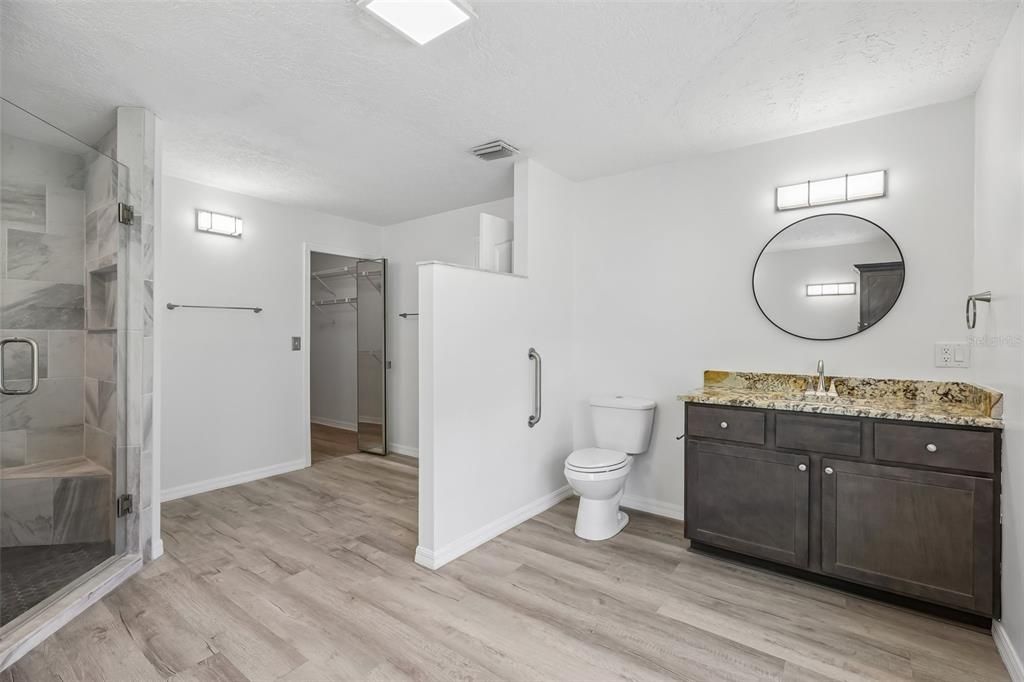 For Sale: $599,000 (3 beds, 3 baths, 2580 Square Feet)