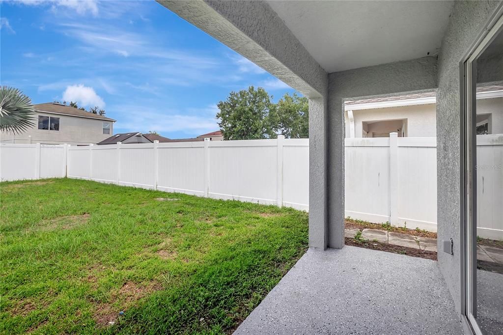 For Sale: $299,900 (3 beds, 2 baths, 1300 Square Feet)