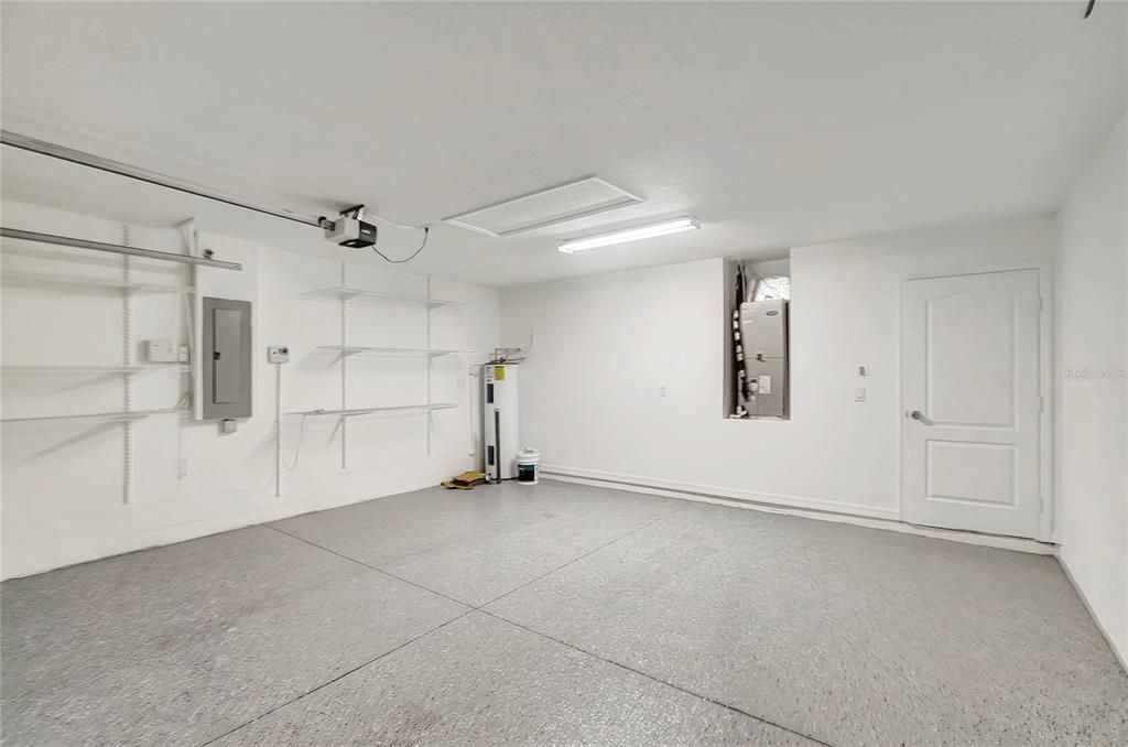 For Sale: $299,900 (3 beds, 2 baths, 1300 Square Feet)