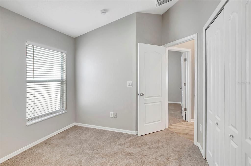 For Sale: $299,900 (3 beds, 2 baths, 1300 Square Feet)