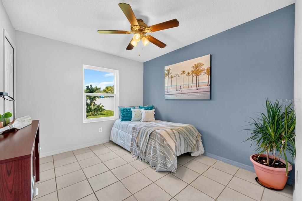 For Sale: $629,000 (3 beds, 2 baths, 1416 Square Feet)