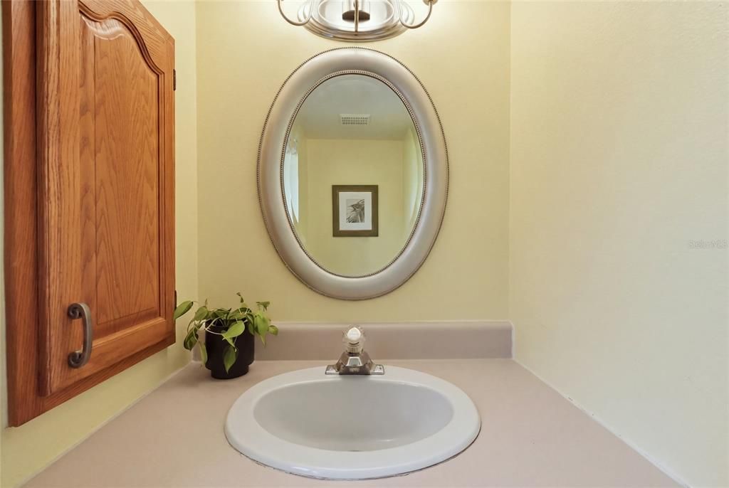Active With Contract: $500,000 (3 beds, 2 baths, 1973 Square Feet)