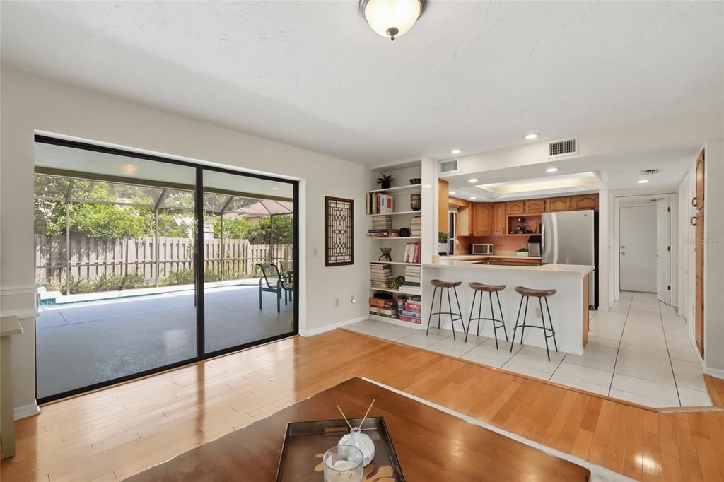 Active With Contract: $500,000 (3 beds, 2 baths, 1973 Square Feet)