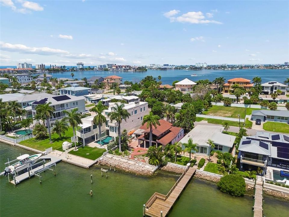 En Venta: $1,450,000 (3 camas, 2 baños, 2046 Pies cuadrados)