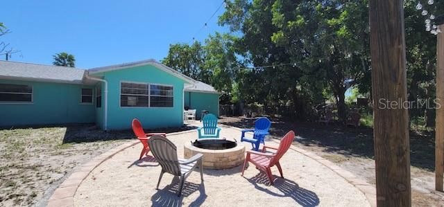 For Rent: $2,300 (2 beds, 2 baths, 1203 Square Feet)