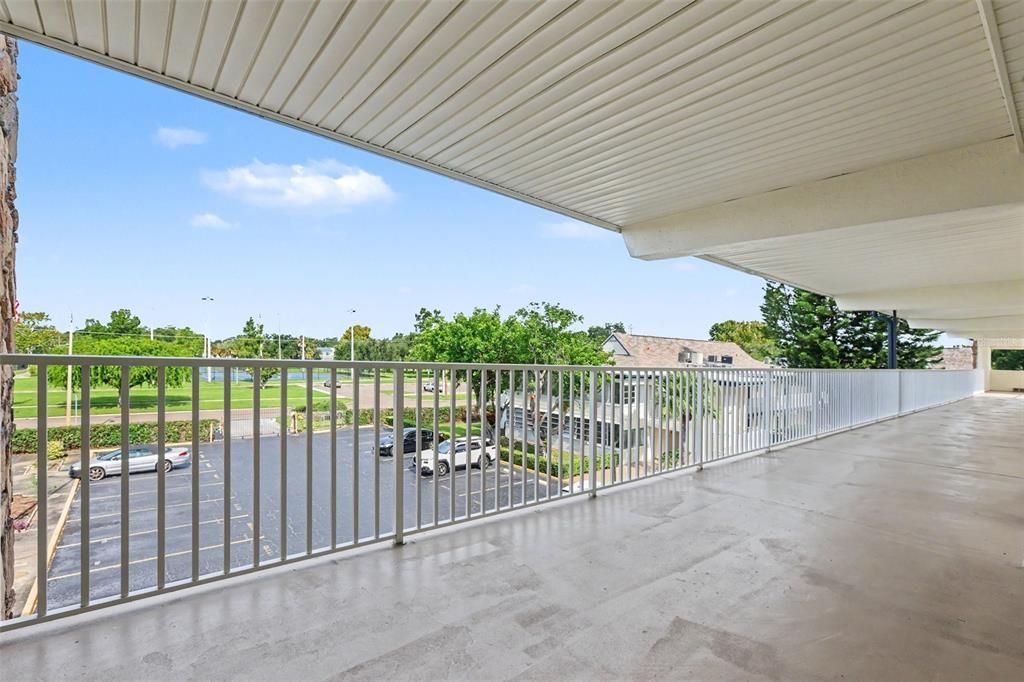 For Sale: $88,999 (1 beds, 1 baths, 523 Square Feet)