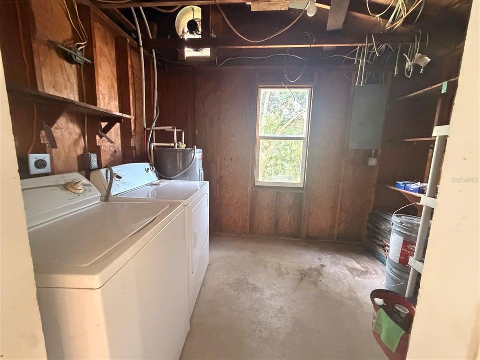 For Rent: $1,400 (2 beds, 2 baths, 948 Square Feet)