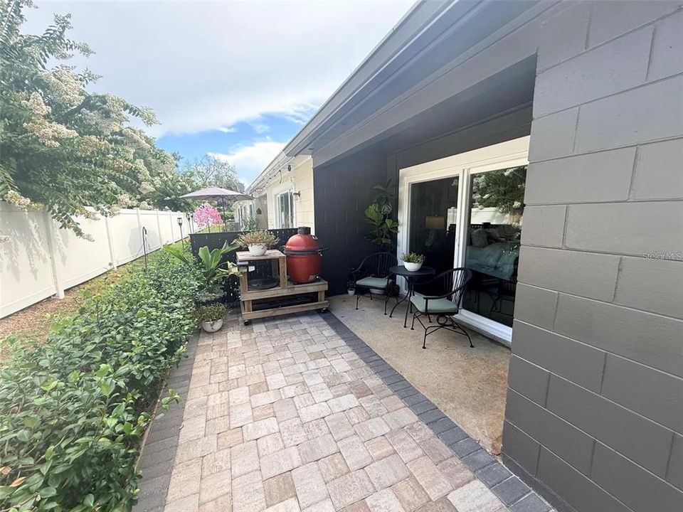 For Sale: $234,900 (3 beds, 2 baths, 1287 Square Feet)