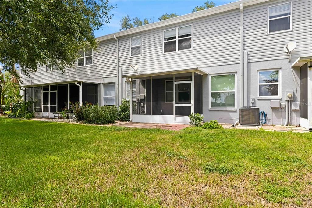 For Sale: $225,000 (2 beds, 2 baths, 1708 Square Feet)