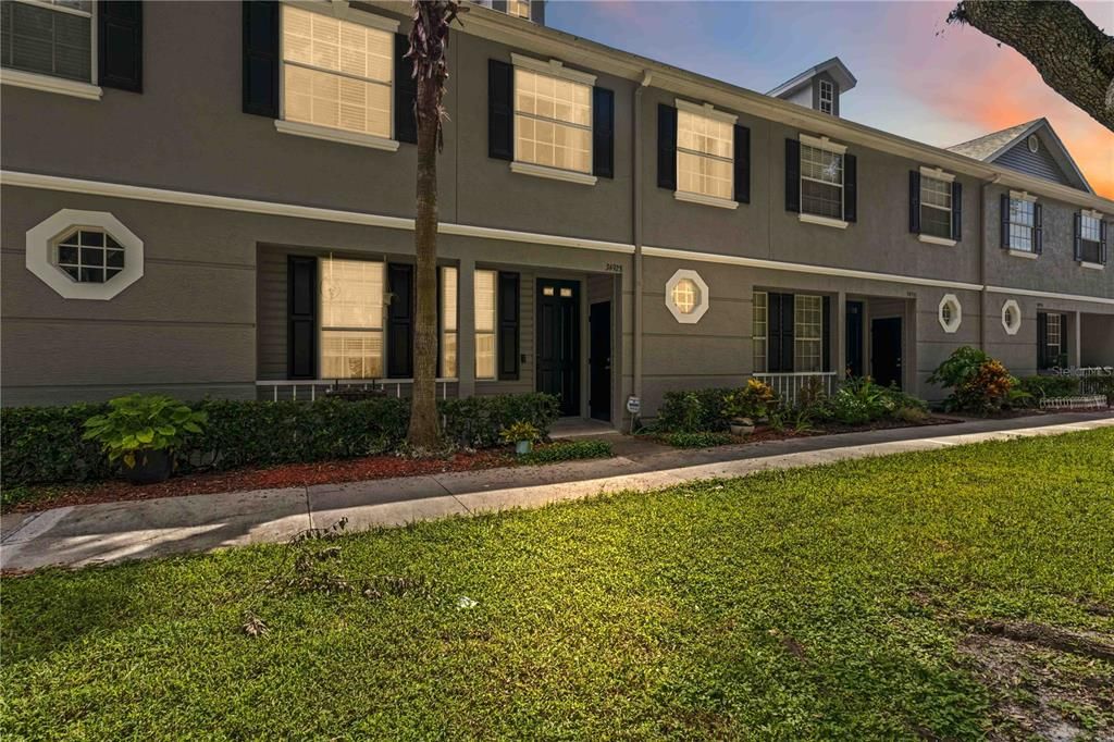 For Sale: $225,000 (2 beds, 2 baths, 1708 Square Feet)