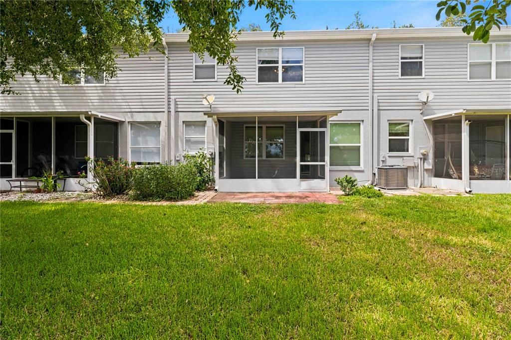 For Sale: $225,000 (2 beds, 2 baths, 1708 Square Feet)