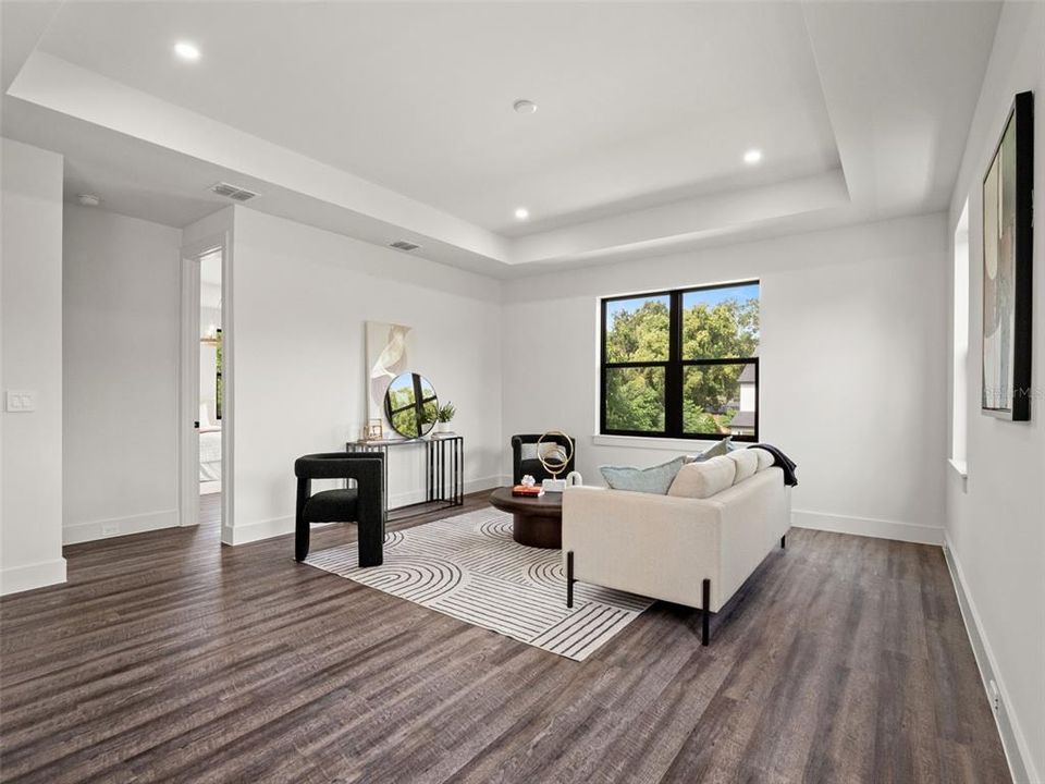 For Sale: $949,000 (3 beds, 3 baths, 2950 Square Feet)