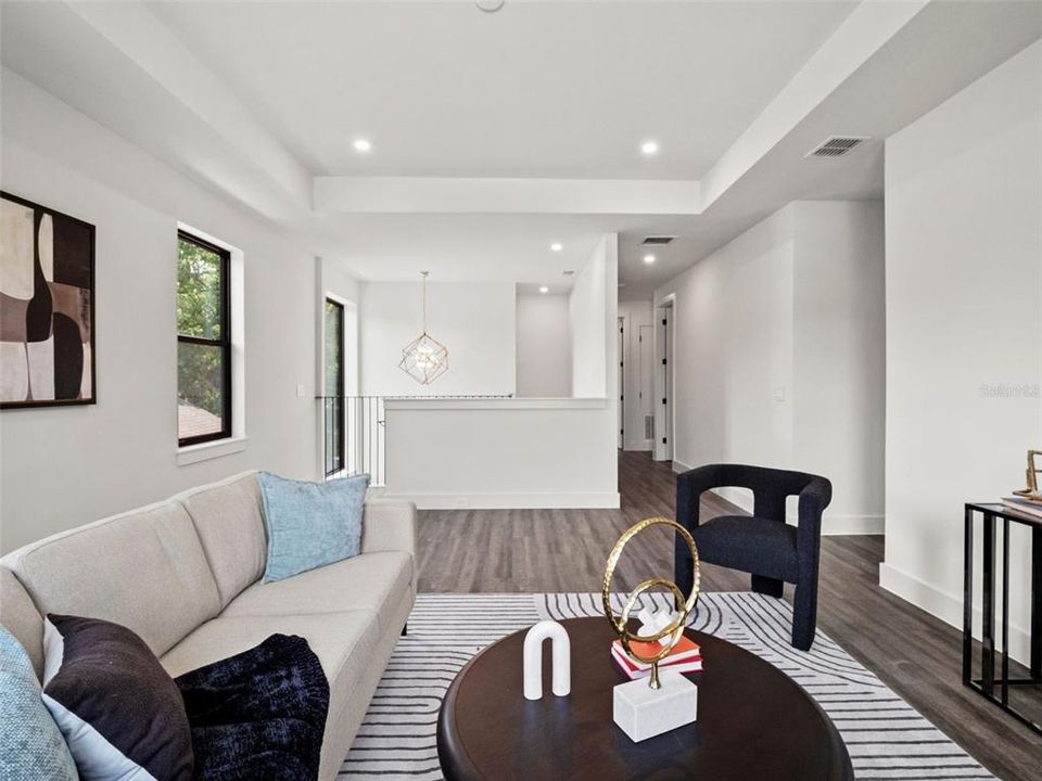 For Sale: $949,000 (3 beds, 3 baths, 2950 Square Feet)