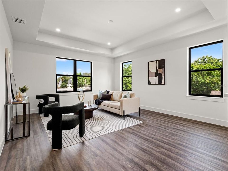 For Sale: $949,000 (3 beds, 3 baths, 2950 Square Feet)